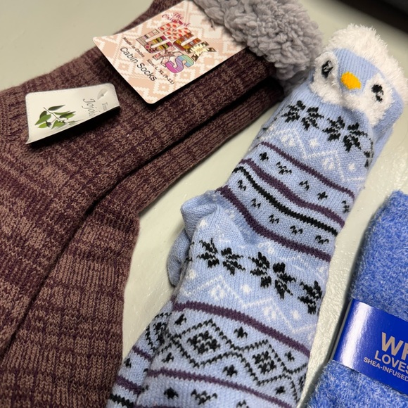 Variety of Socks Brand NEW - Picture 6 of 10